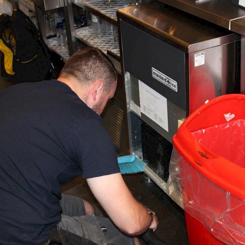 Catercall offers refrigeration services