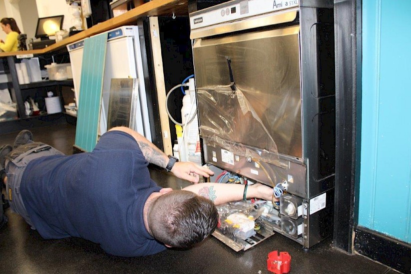 Catercall maintenance and repair of commercial kitchen equipment